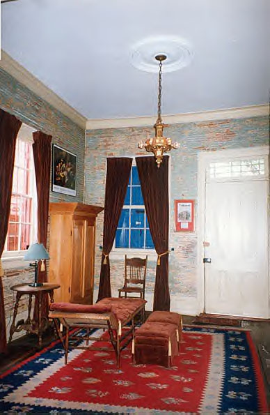 Guesthouse Parlor